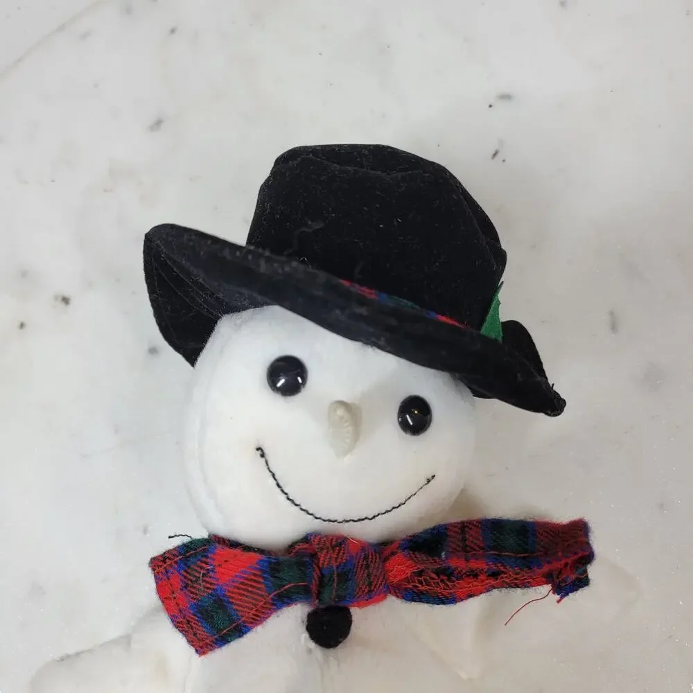 Vintage 1997 Target Snowden Plush Ice Skating Snowman 8